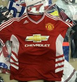 曼联新球衣爆料视频回放,时尚设计与性能科技完美融合 第1张 曼联新球衣爆料视频回放,时尚设计与性能科技完美融合 第1张